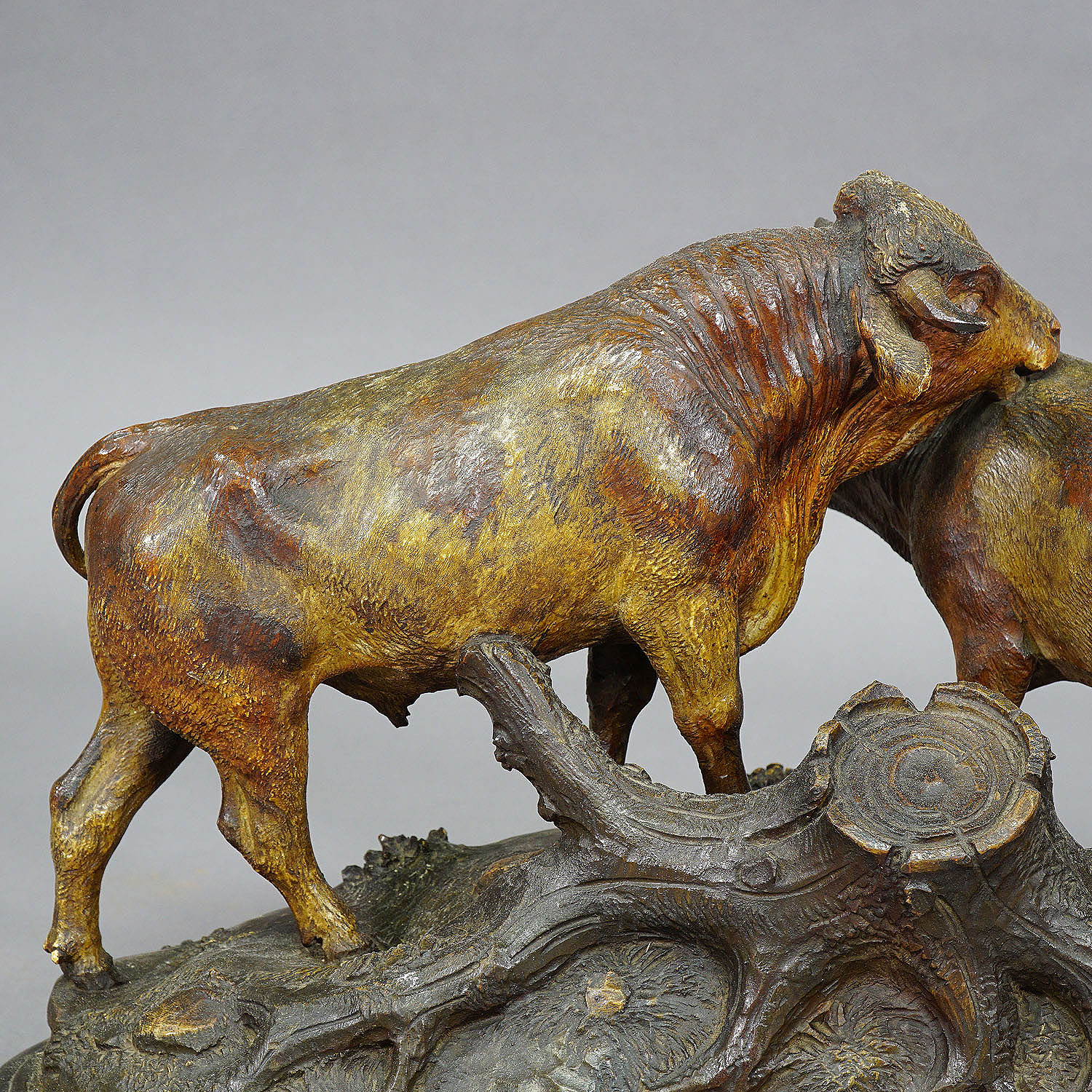 Large carved bull and cow group by Johann Huggler, Brienz ca. 1870
