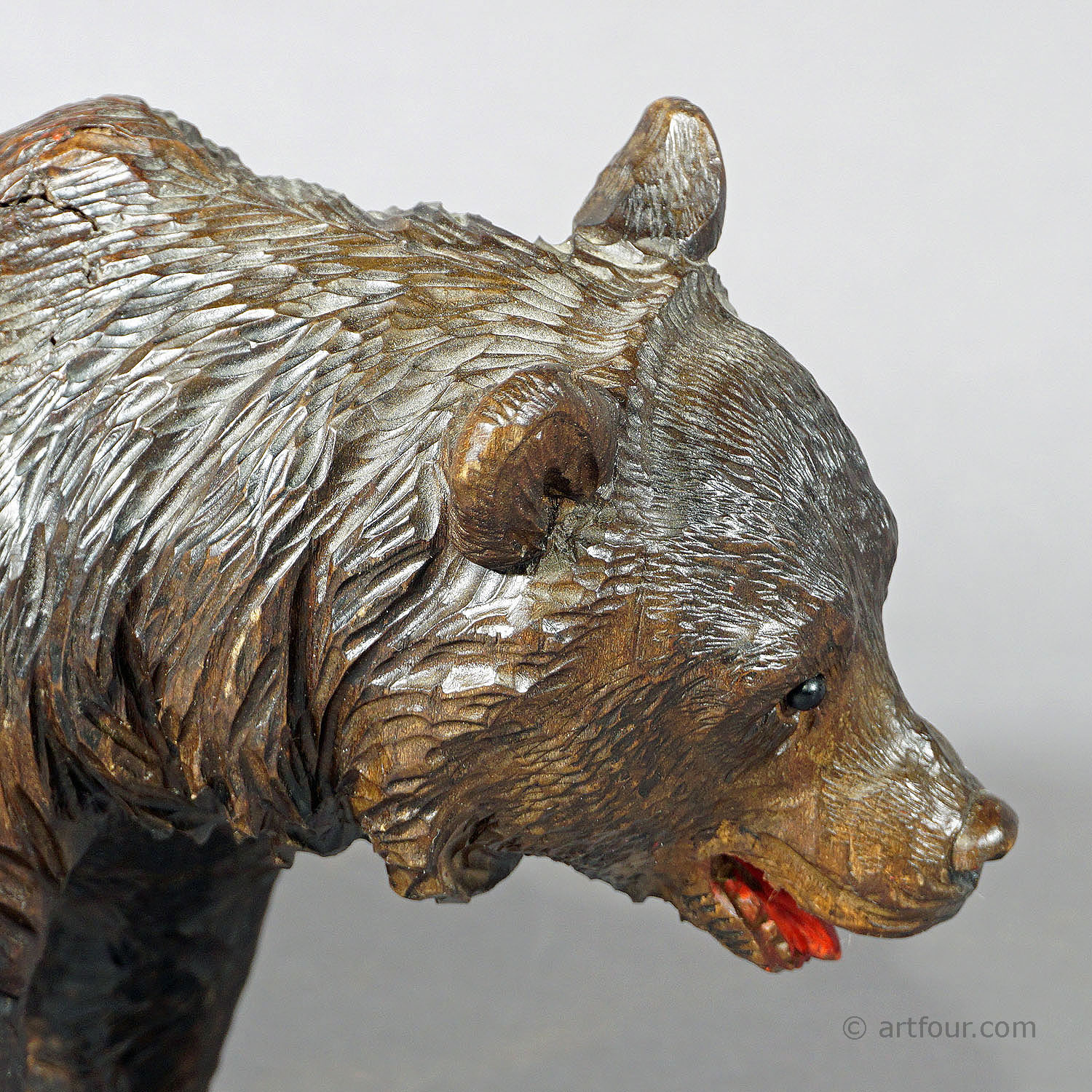 Large Wooden Strolling Bear Handcarved in Brienz ca. 1900