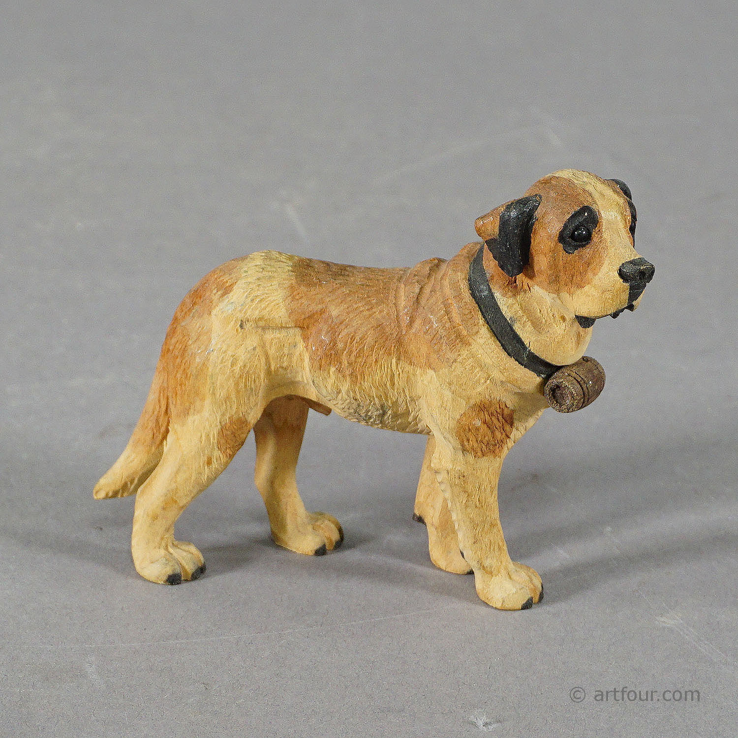 Wooden Carved Black Forest St. Bernhard Dog with Puppy, Brienz ca. 1930