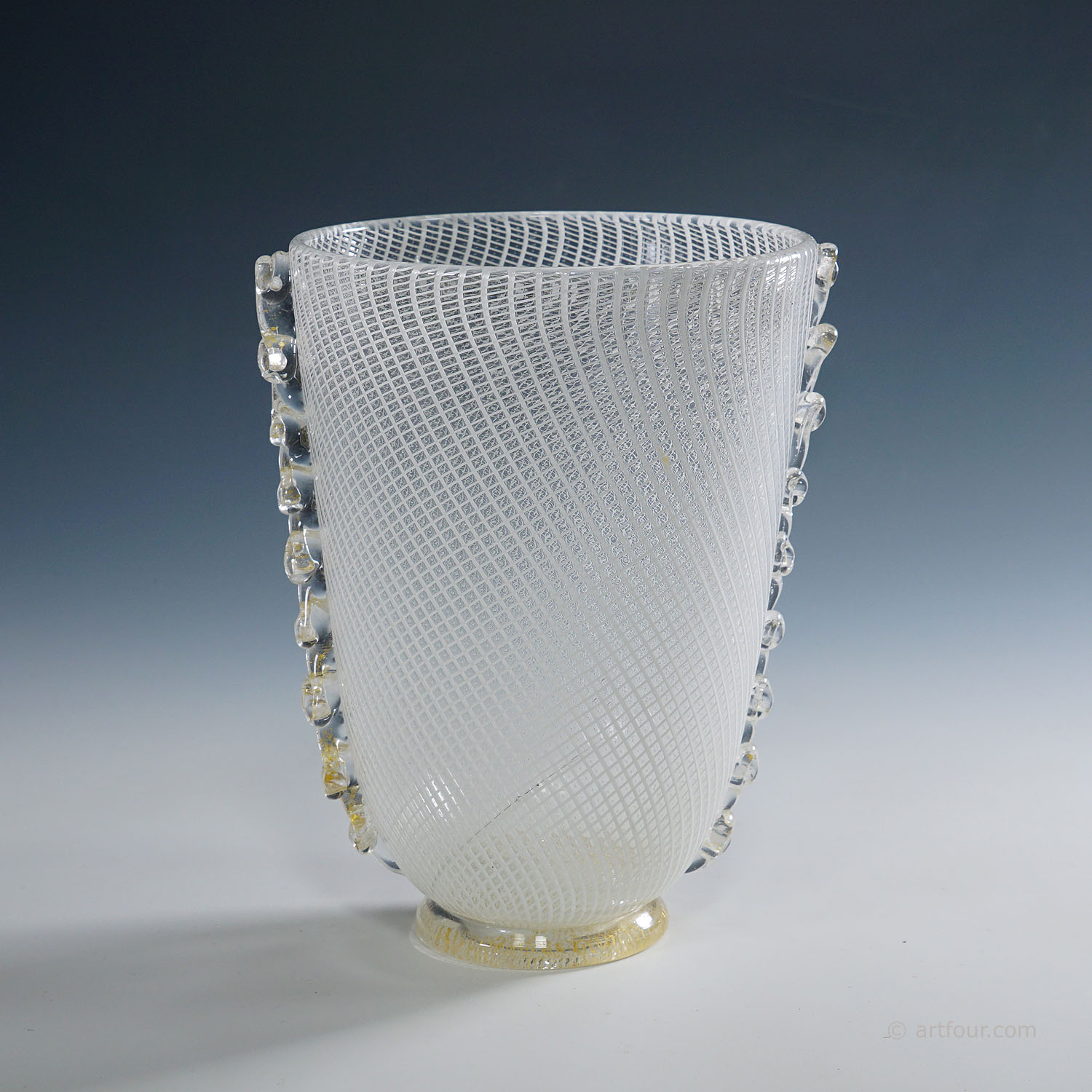 Reticello Art Glass Vase by Dino Martens for Aureliano Toso (attr.) Murano ca. 1950s