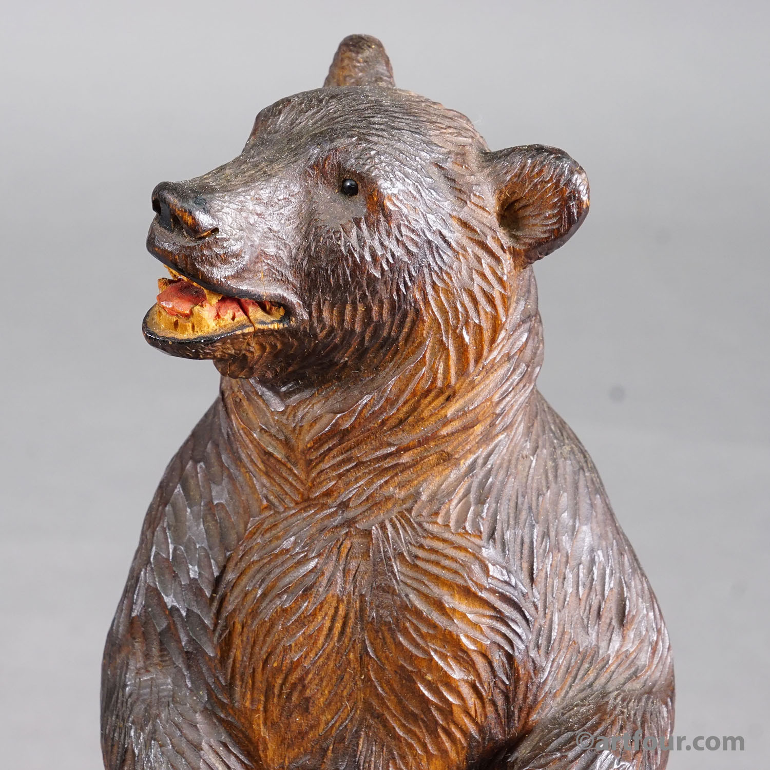 A Wooden Carved Black Forest Bear, Brienz around 1920s