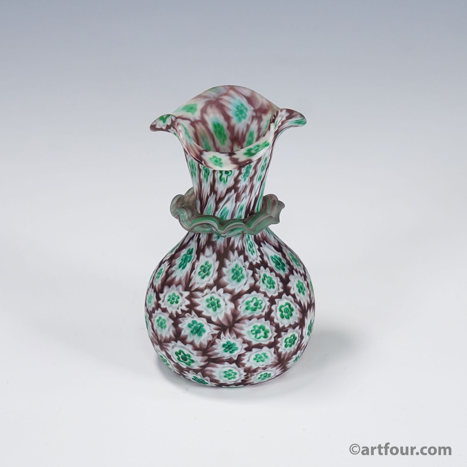 Antique Millefiori Vase Green and Brown with Rim, Fratelli Toso Murano ca. 1920s