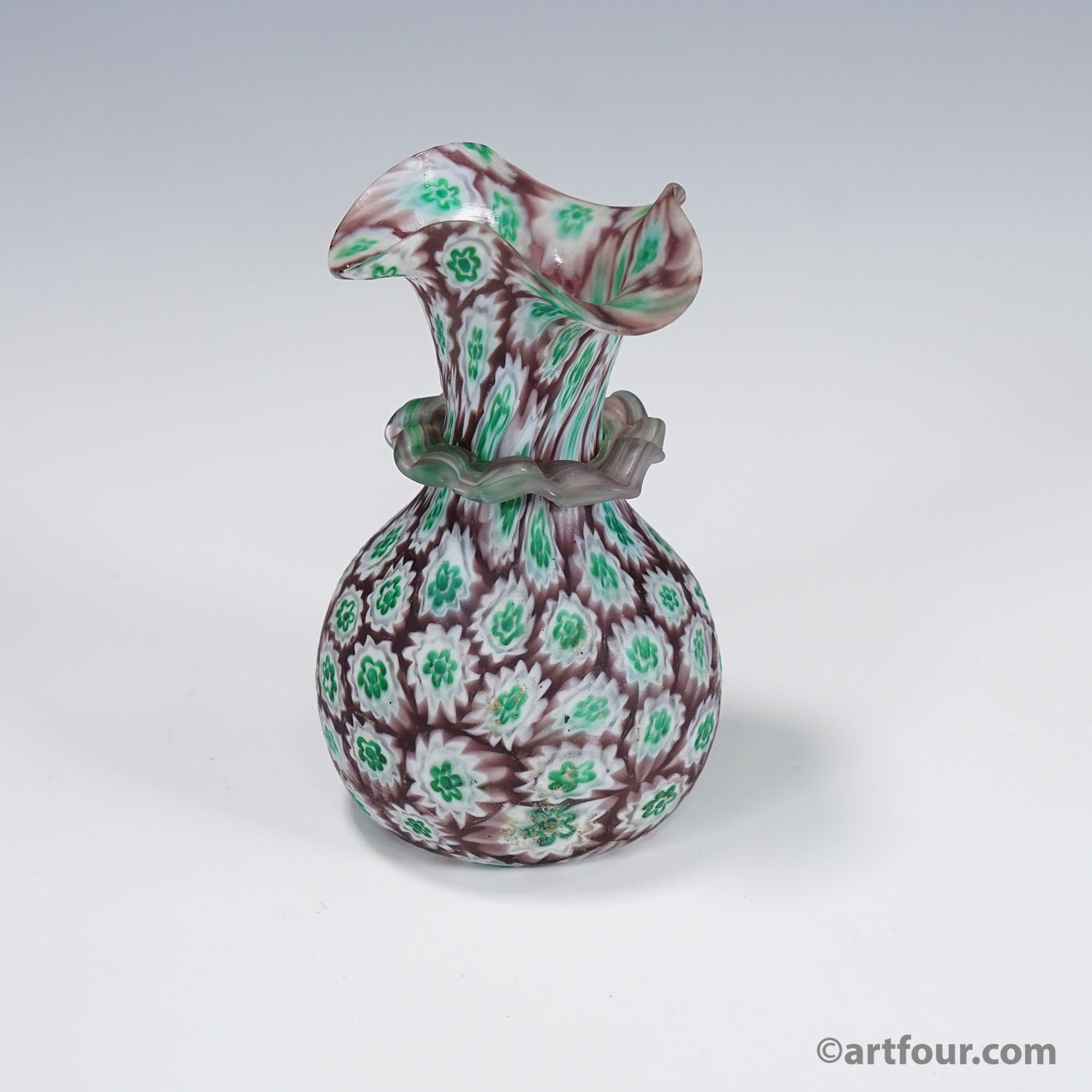 Antique Millefiori Vase Green and Brown with Rim, Fratelli Toso Murano ca. 1920s