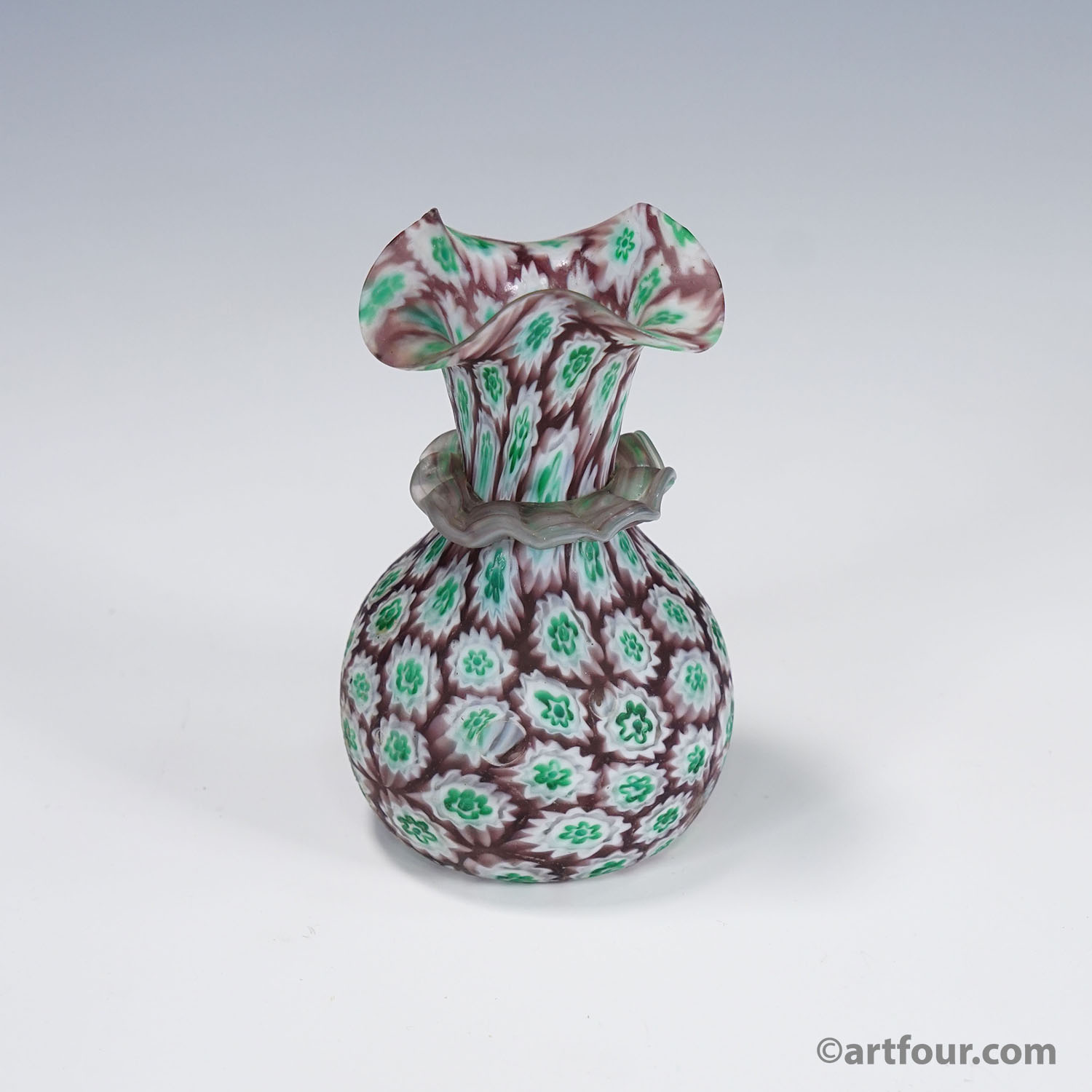 Antique Millefiori Vase Green and Brown with Rim, Fratelli Toso Murano ca. 1920s