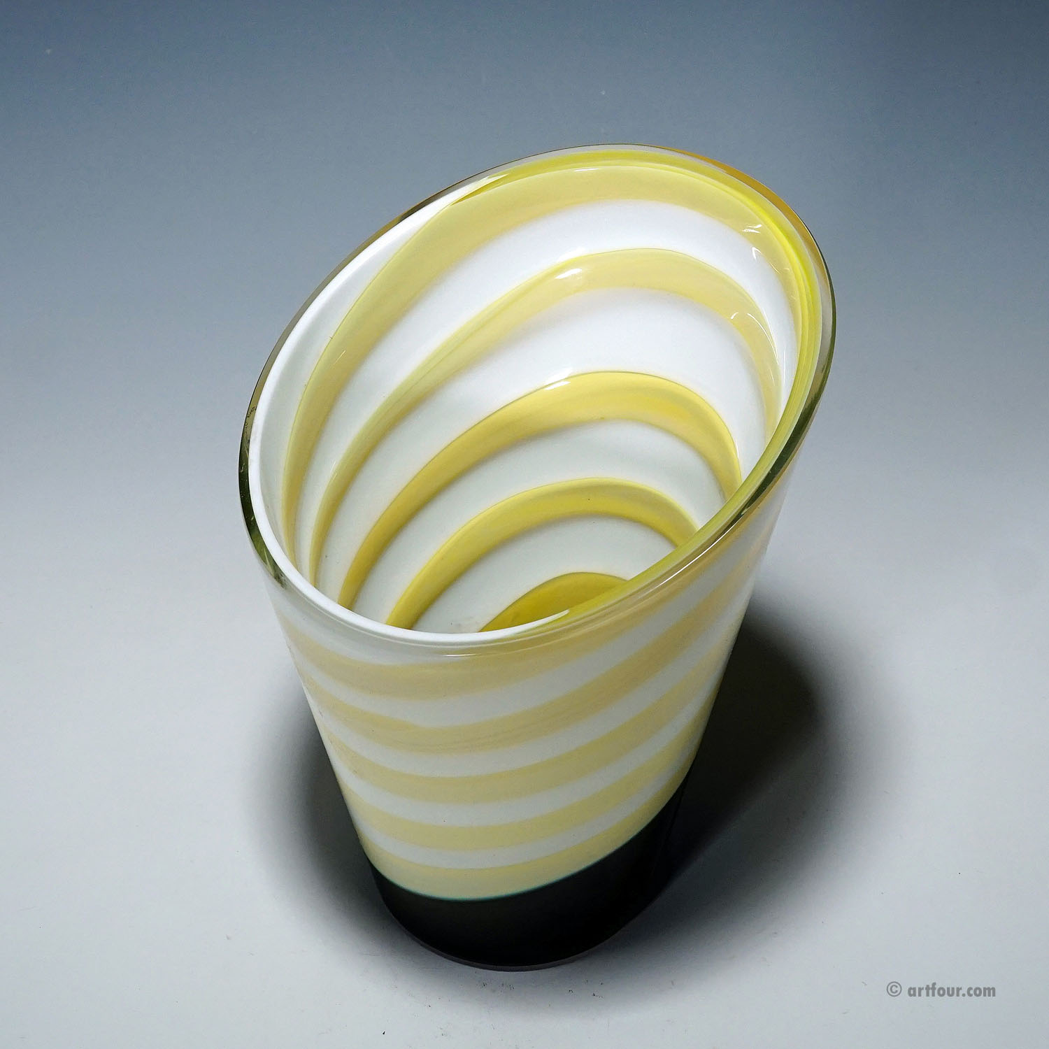 Venini Art Glass Vase 'Asimmetrico' by Gianni Versace, Murano 1997