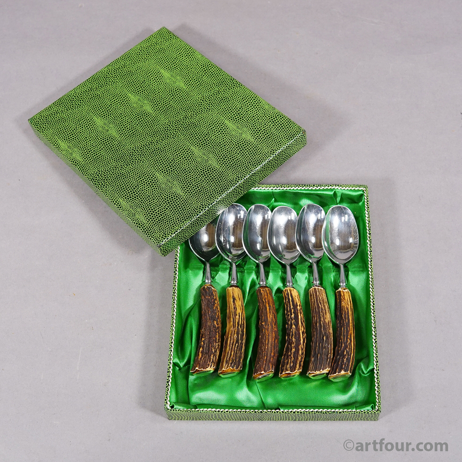 Vintage 18-Piece Hunting Flatware Set with Stag Horn Handles, Solingen, 1960s