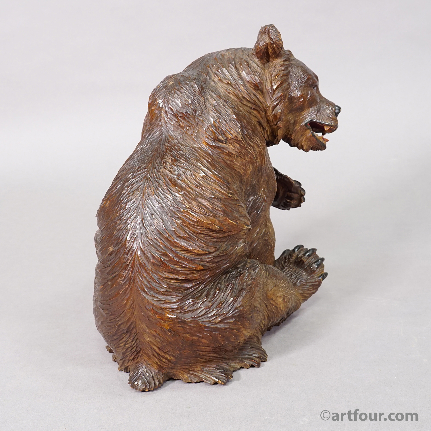 Antique Carved Black Forest Sitting Bear, Brienz Switzerland ca. 1900