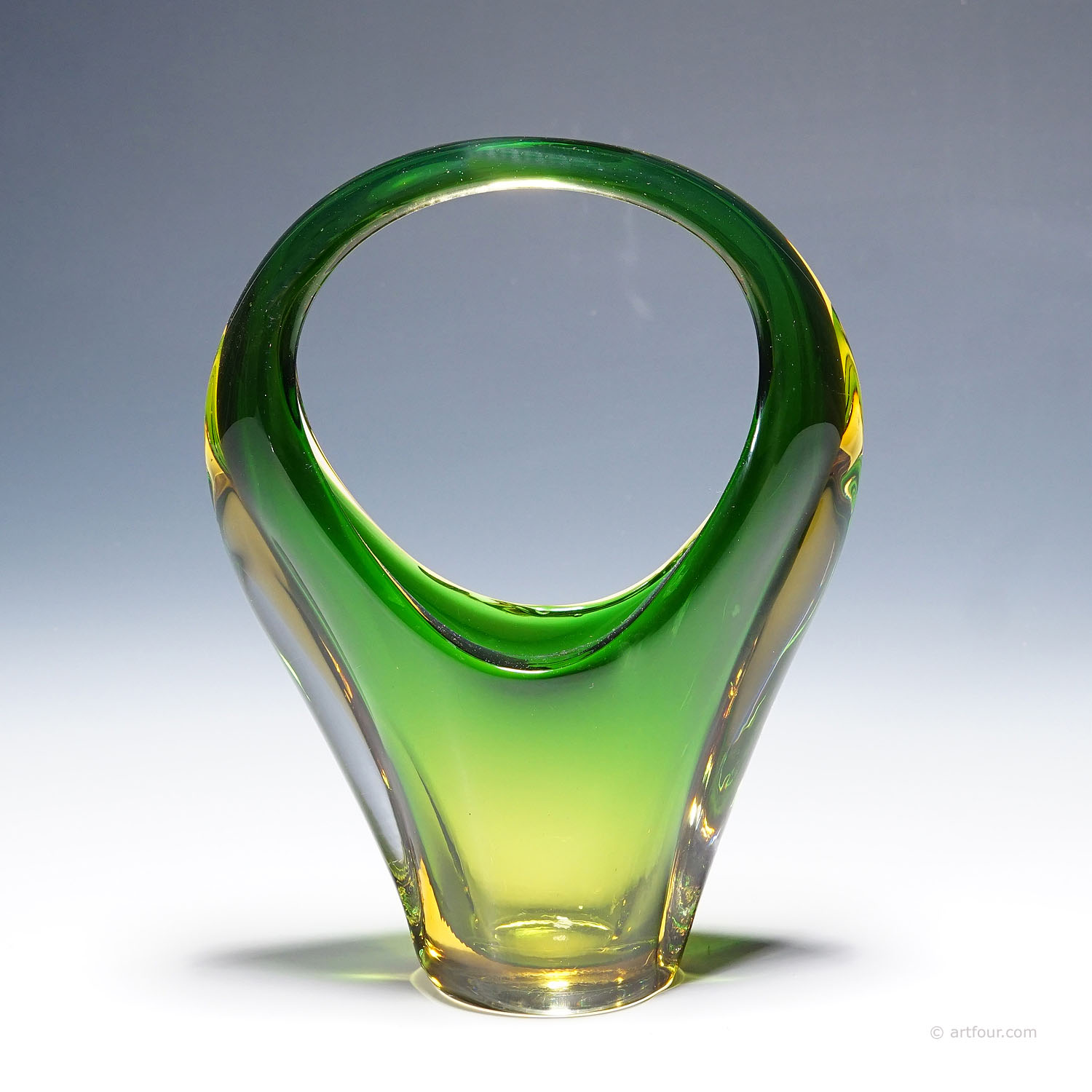 Archimede Seguso Sommerso Basket in Green and Amber, Murano Italy ca. 1950s