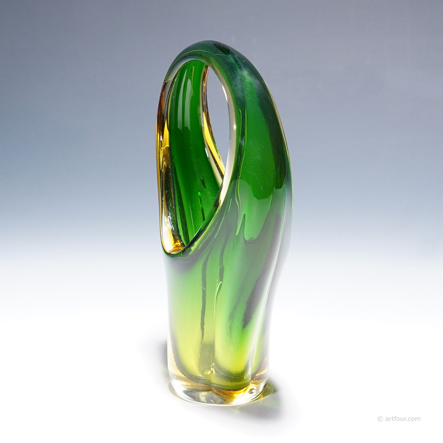 Archimede Seguso Sommerso Basket in Green and Amber, Murano Italy ca. 1950s