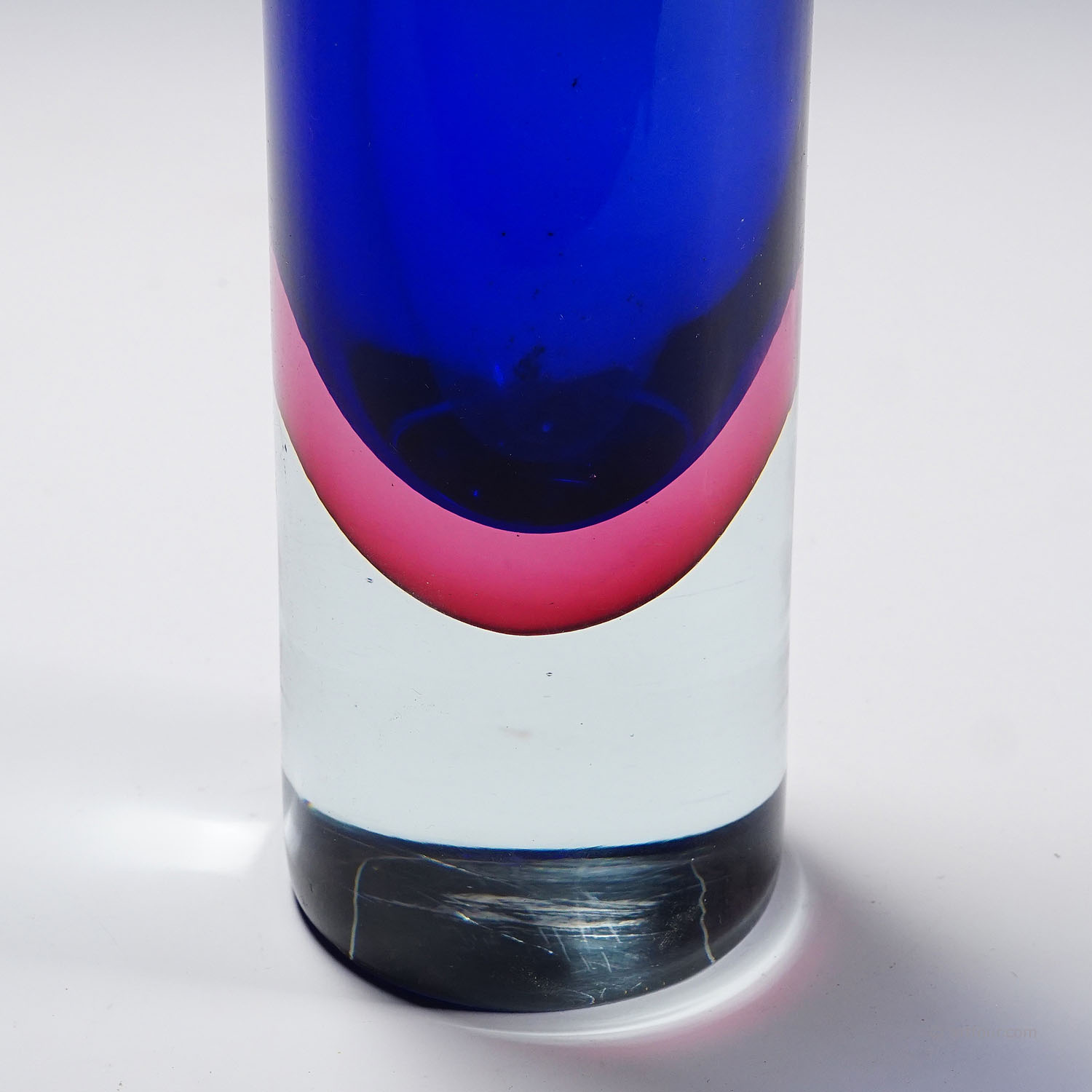 Archimede Seguso Sommerso Vase in Blue and Violet, Murano Italy ca. 1960s