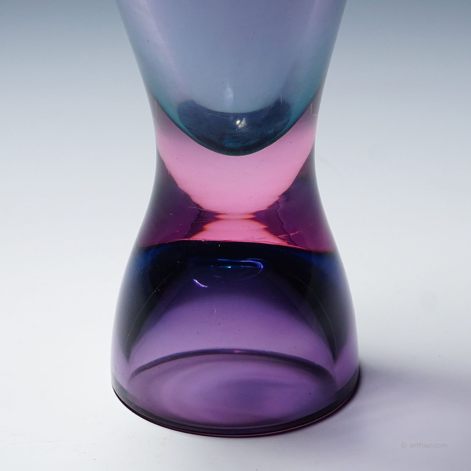 Archimede Seguso Sommerso Vase in Blue and Violet, Murano Italy ca. 1960s
