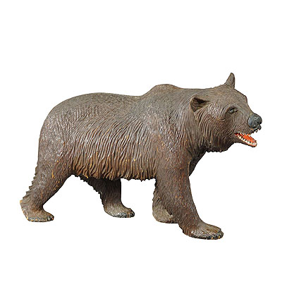 Large Wooden Strolling Bear Handcarved in Brienz ca. 1930.