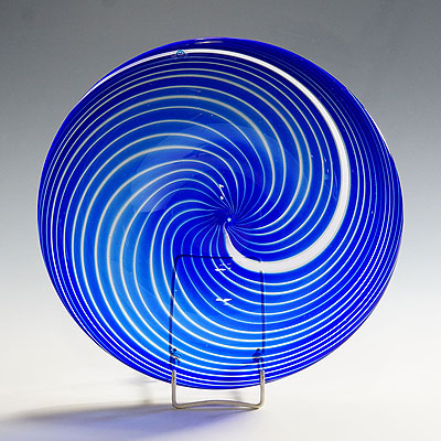 Large Filigree Glass Plate by Tarmo Maaronen for Bianco Blu, Fiscars Finnland.