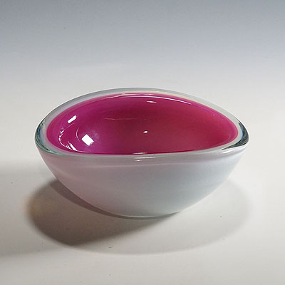 Archimede Seguso 'Alabastro' Art Glass Bowl, Murano Italy ca. 1958.