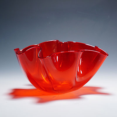 Venini Vase 'Fazzoletto' in red, Venice Murano 1950s.