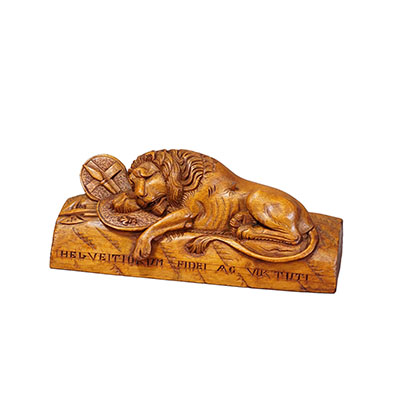 Antique Swiss Carved Lion with Heraldic Shield, Luzern circa 1900.