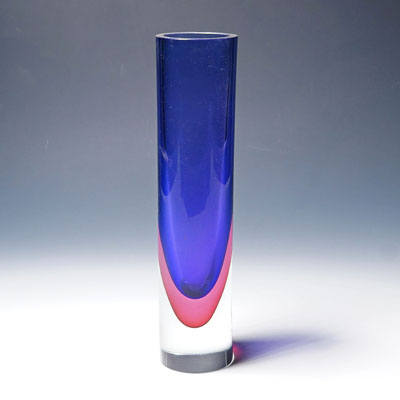 Archimede Seguso Sommerso Vase in Blue and Violet, Murano Italy ca. 1960s.